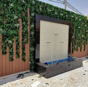 تركيب عشب جداري بالخرج