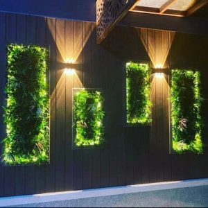 تركيب عشب جداري في الدرعية