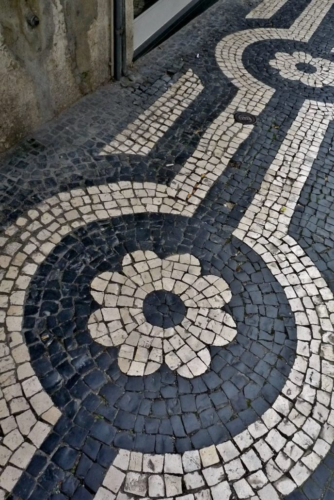 تركيب بلاط متداخل الكويت1 689x1030